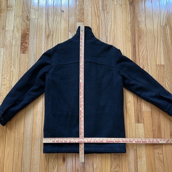 Classic timeless GAP wool 5 button car coat hip length - Picture 13 of 16